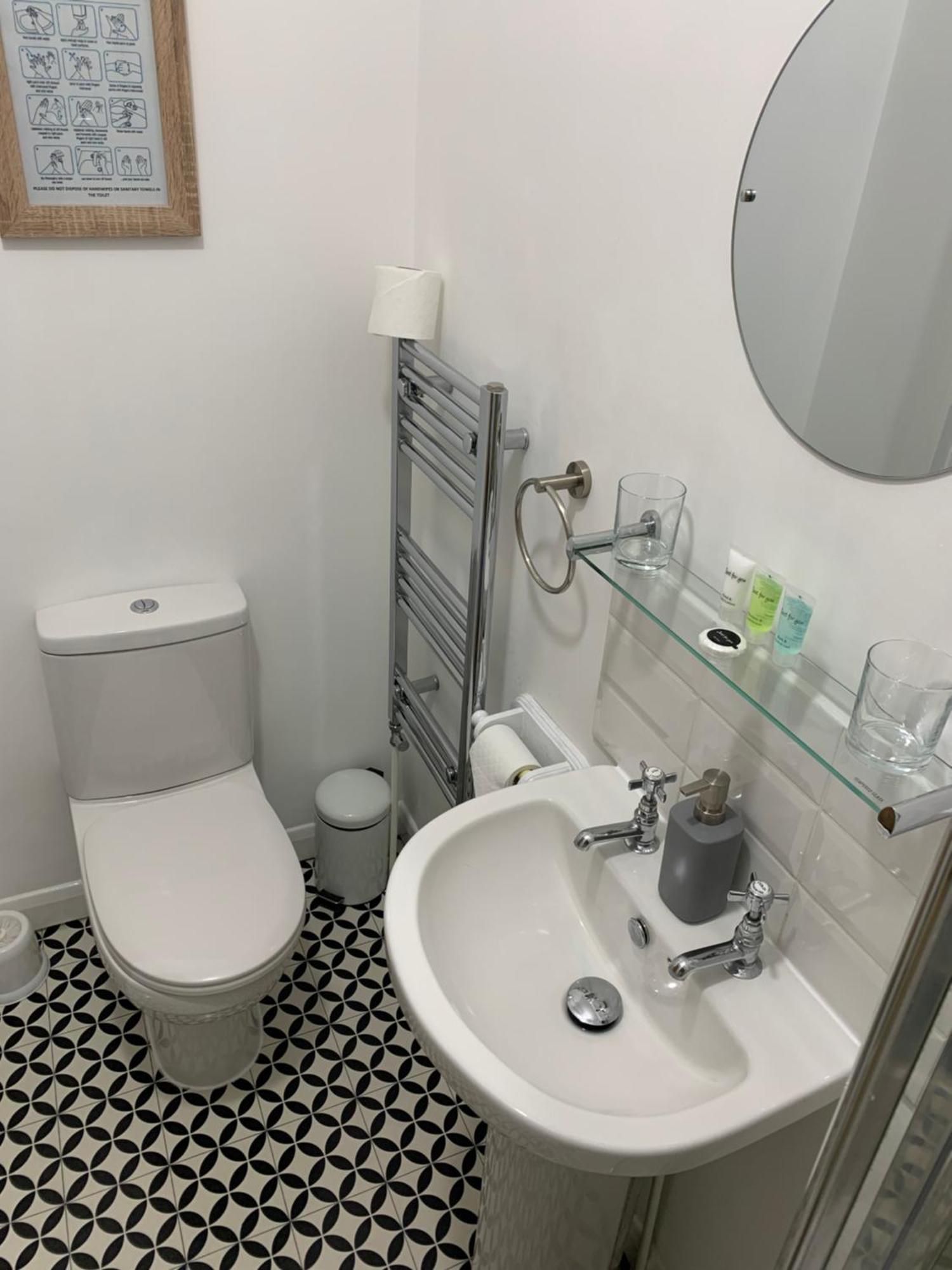 Guest house Ocean View Double With Ensuite, With Access To Private Garden And Bike Store Margate